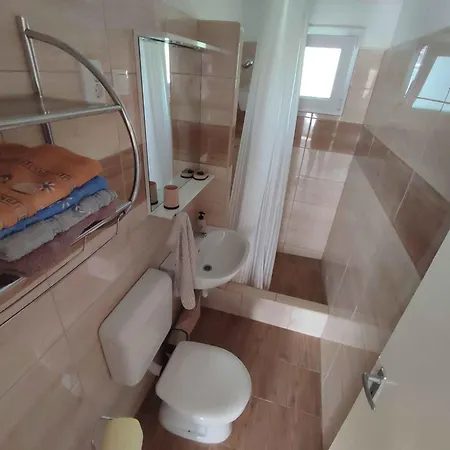 In 18413 Apartament